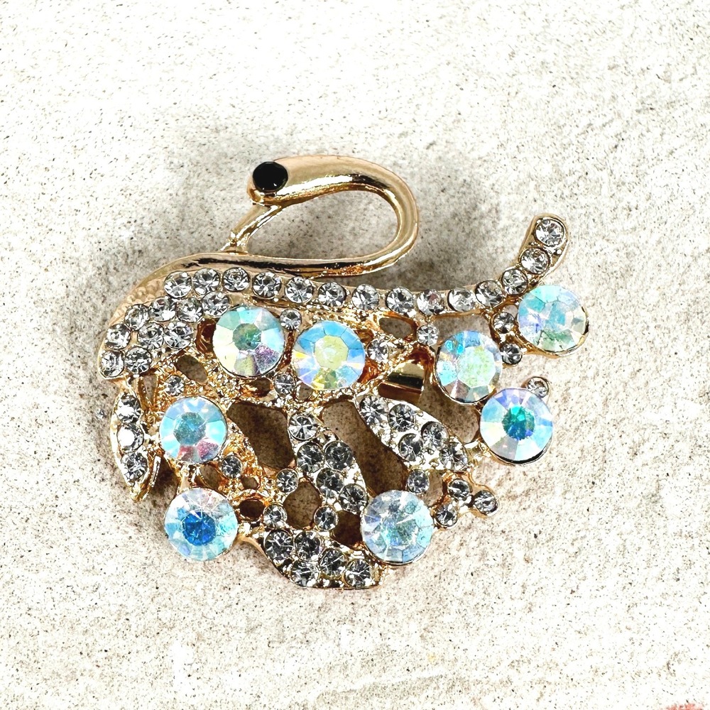 Vintage Gold Tone Aurora Borealis Rhinestone Swan Brooch Pin‎ Unsigned Sparkly